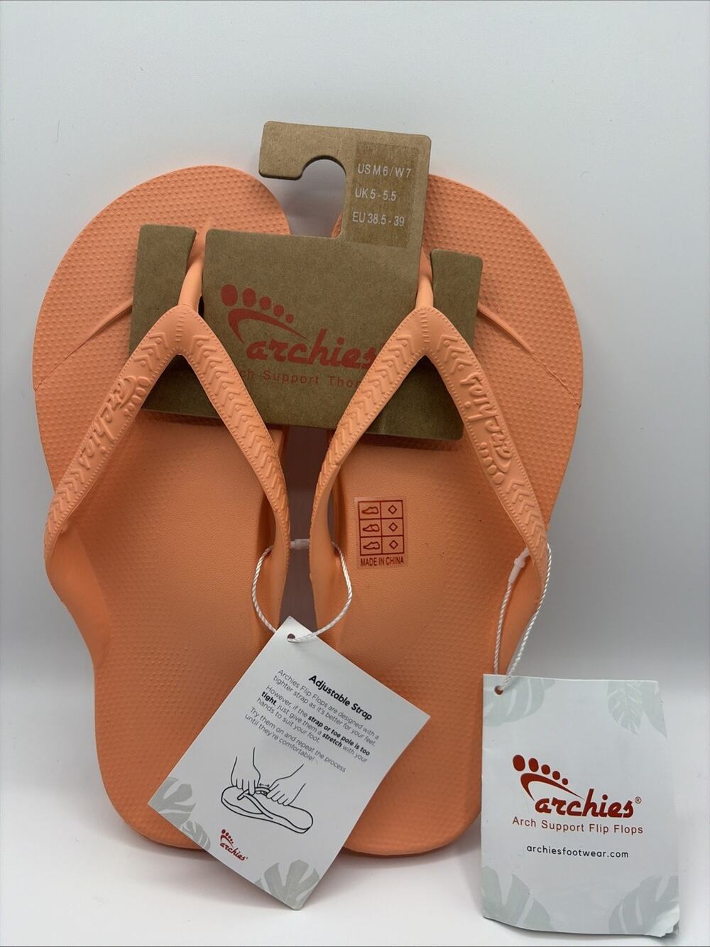 Archies Arch Support Flip Flops Peach Orange Women’s Sz M 6 W 7 NWT Rare Color